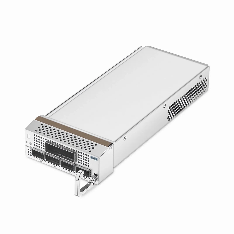 SFPS D7000 4MC4, 1 x 400G QSFP-DD or 4 x 100G QSFP28 to 1 x 400G CFP2 OTN Muxponder for D7000 Managed Chassis